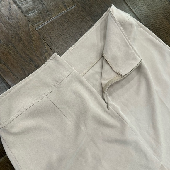 Gloria Vanderbilt Skirt - Picture 3 of 7